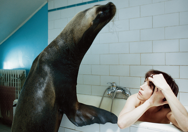 QUEEN OF MONTREUIL / Réalisation: Sólveig Anspach